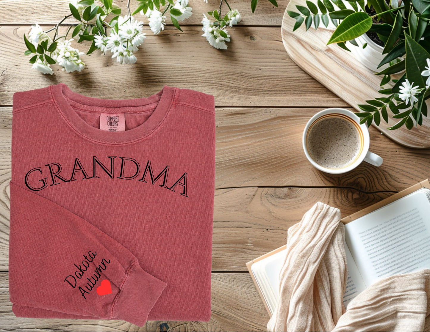 Grandma- Sweatshirt, custom names on sleeve - DT Workshop & Creations