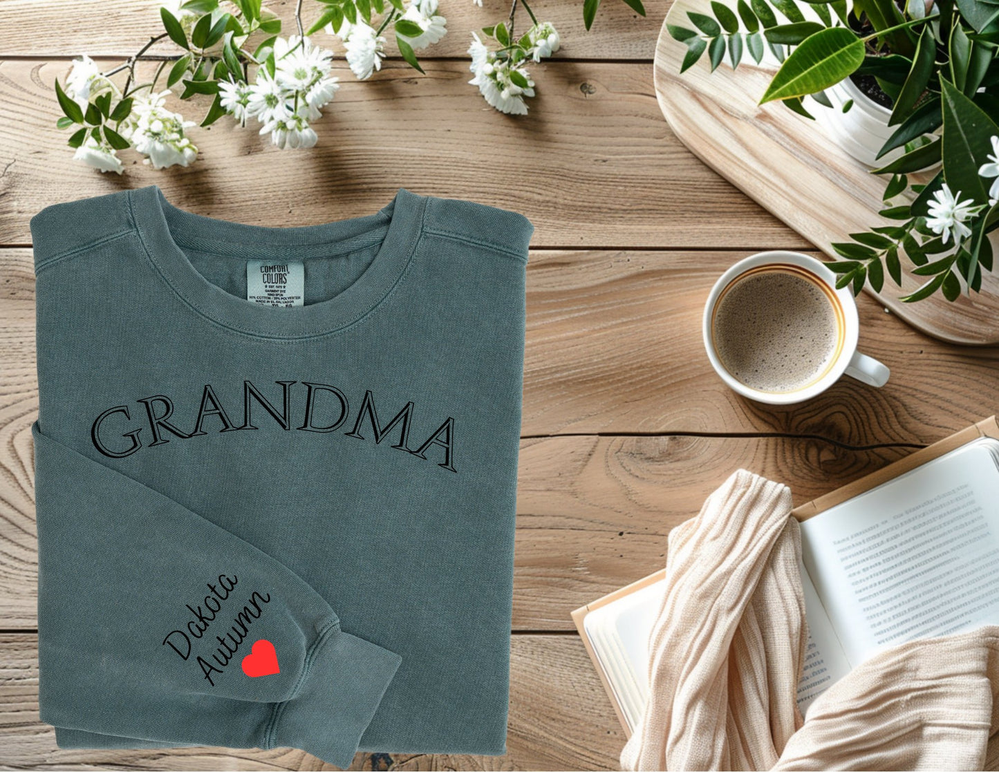 Grandma- Sweatshirt, custom names on sleeve - DT Workshop & Creations