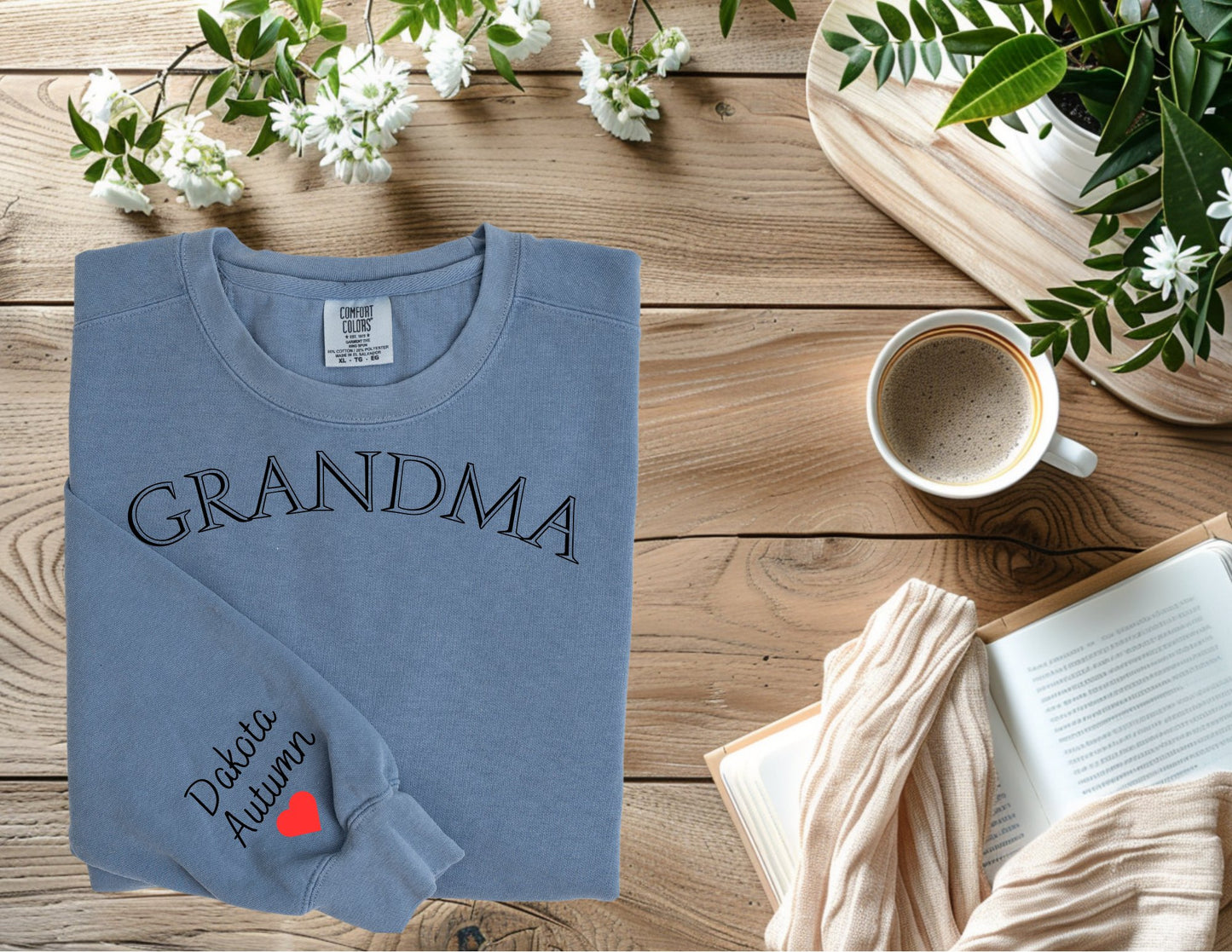 Grandma- Sweatshirt, custom names on sleeve - DT Workshop & Creations