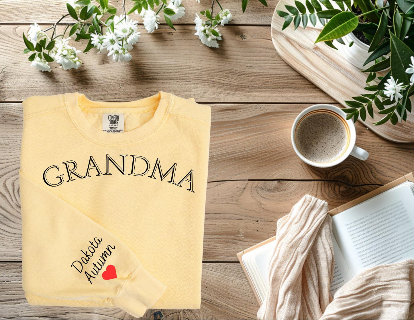 Grandma- Sweatshirt, custom names on sleeve - DT Workshop & Creations